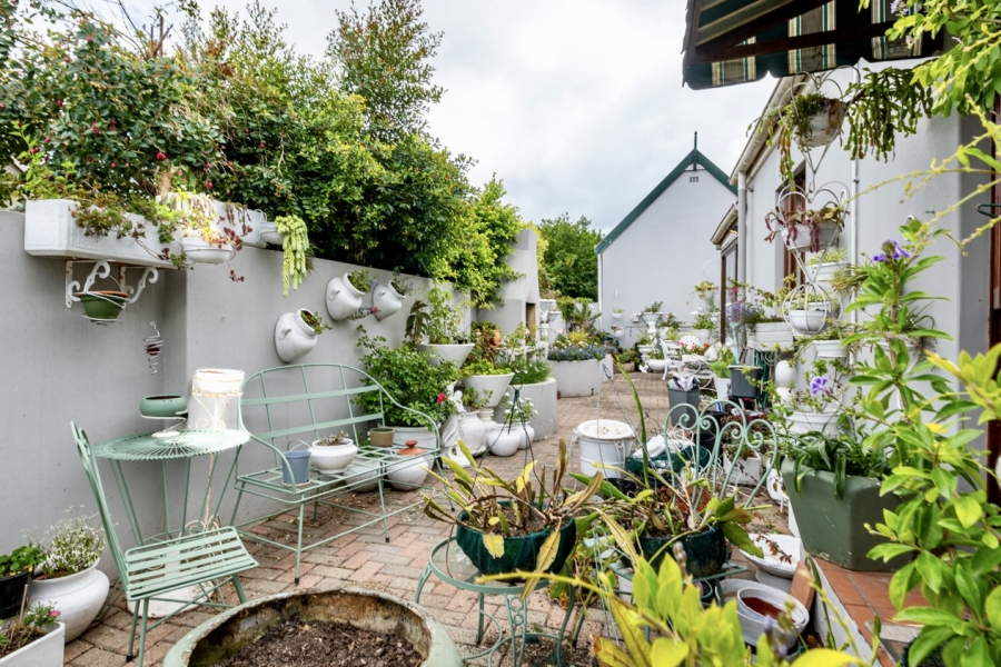 2 Bedroom Property for Sale in King George Park Western Cape